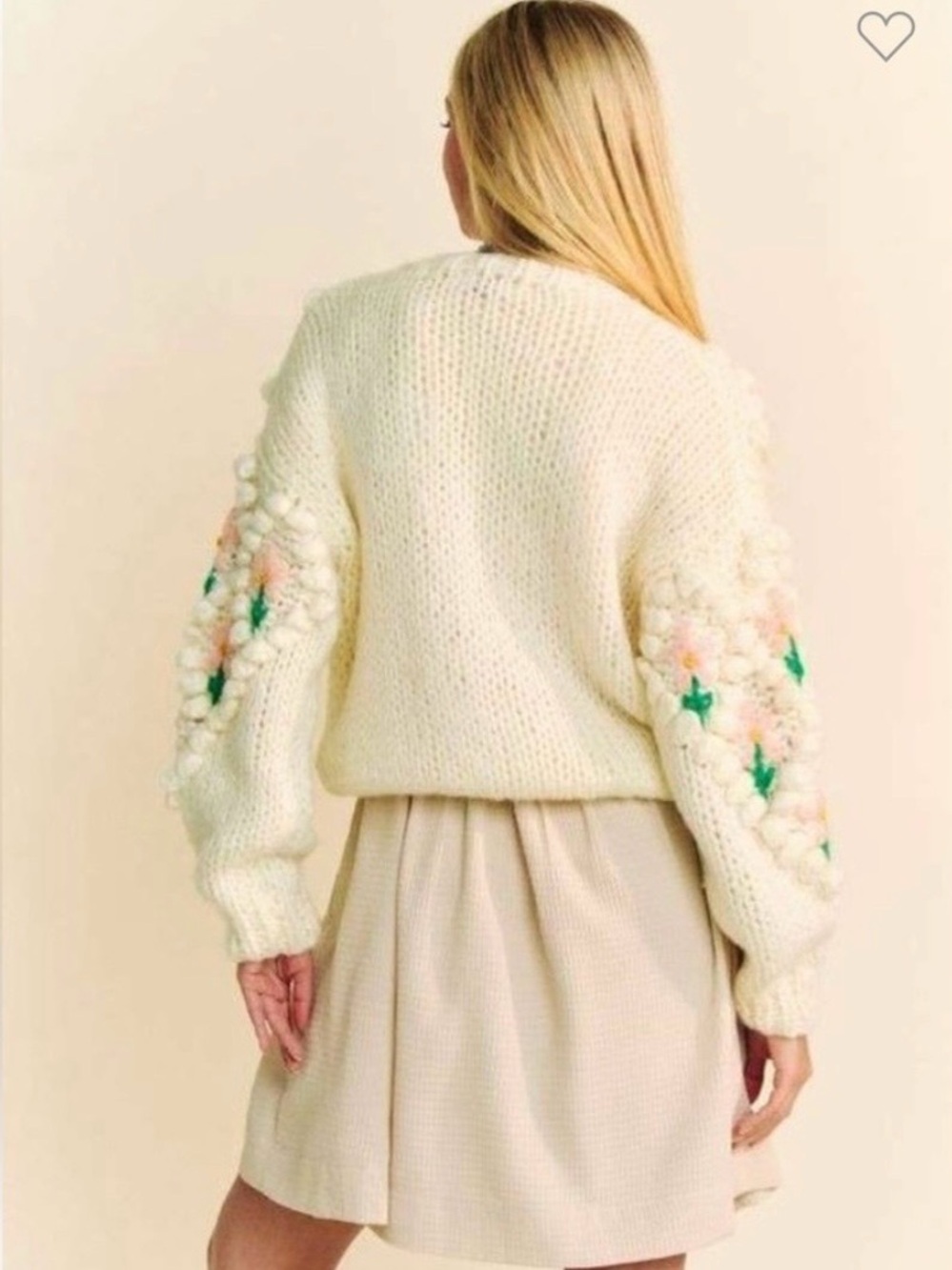 💕🤍Chunky knit cream floral cardigan, Sz. M/L. By Davi & Dani. - Picture 5 of 5